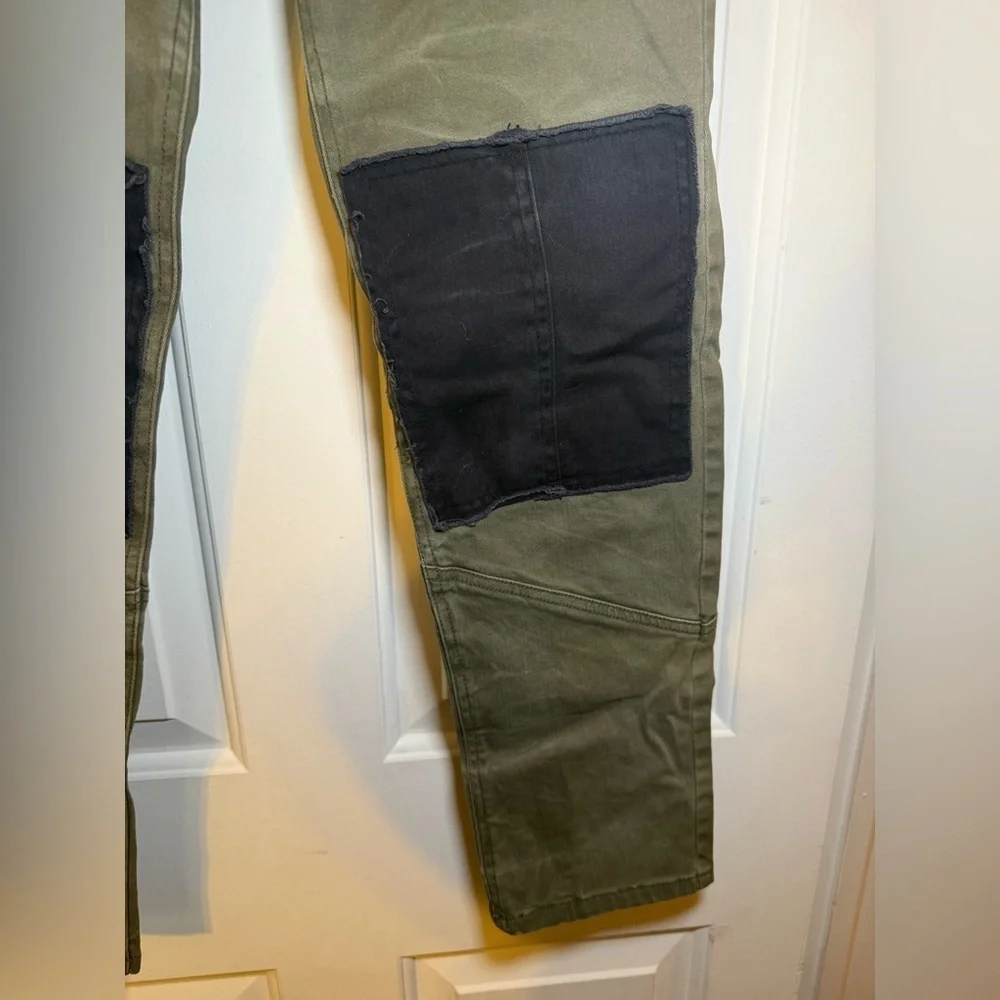 Free People Khaki Green Distressed Cargo Knee Patch Jeans Sz 6 High Rise  Boho